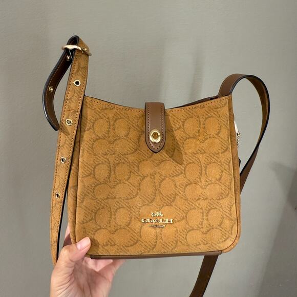 Coach Hadley Mini Crossbody Bag In Signature Suede CCE16, suede/Im/Caramel NWT - Picture 14 of 15